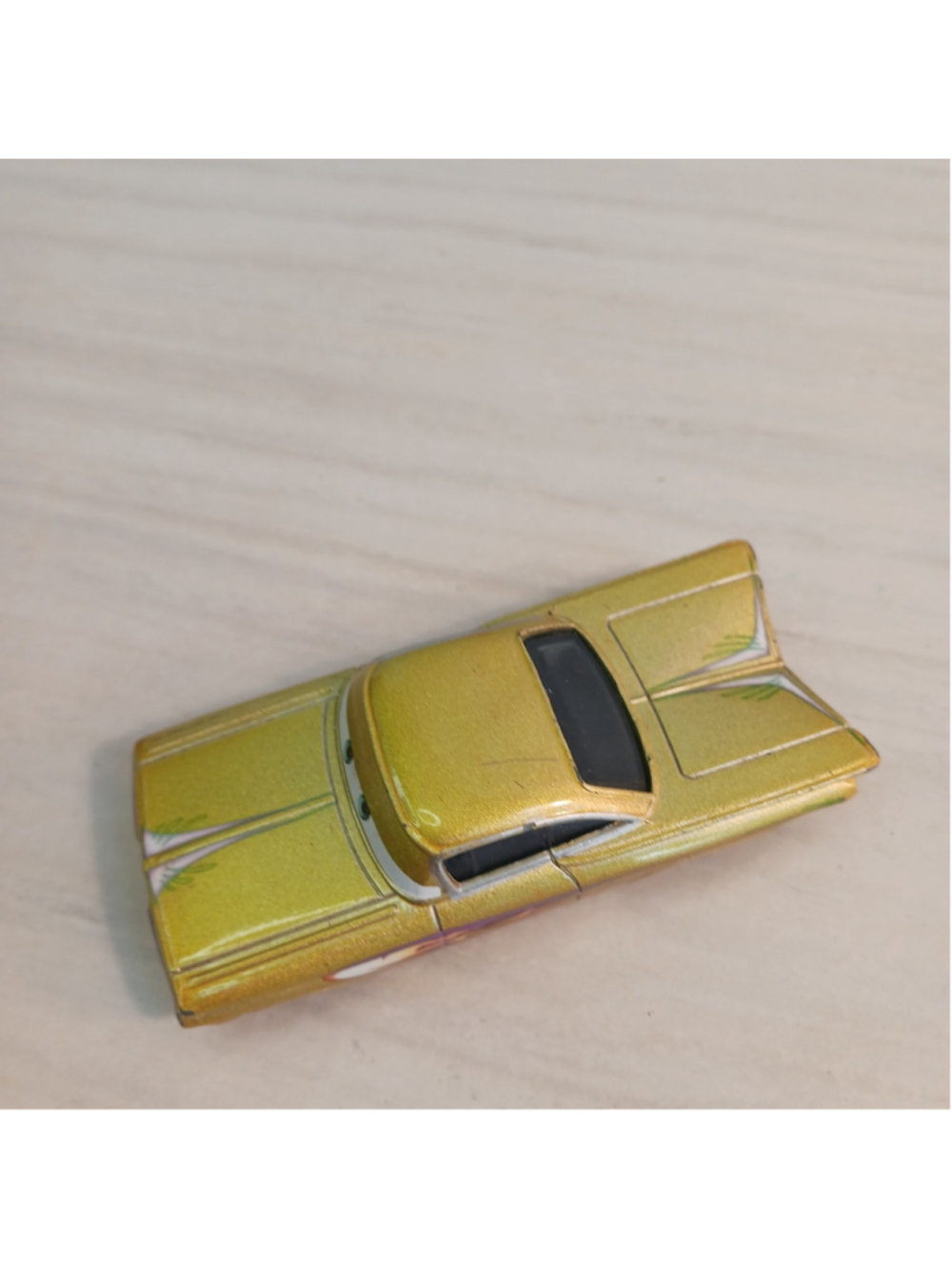 Disney Pixar Cars Yellow Ramone 1959 Chevrolet Impala Diecast Loose. - Picture 4 of 6